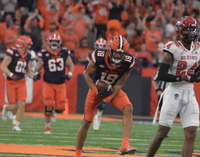 Oronde Gadsden II named to Biletnikoff Award watch list