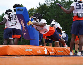 Veteran presence, young talent give SU newfound defensive line depth