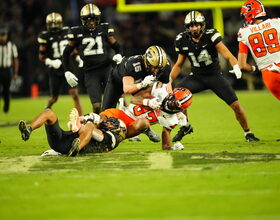 Syracuse's receivers marred by dropped passes, inactive night in win over Purdue