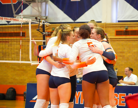 Syracuse drops straight sets to No. 8 Pittsburgh