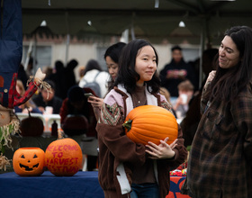 Gallery: Student Association hosts an evening of fall festivities