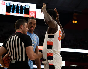 Syracuse gets bullied down low in blowout loss to No. 7 North Carolina