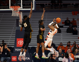 SU’s static half-court offense limits chances for statement win