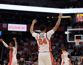 Beat writers split on Syracuse's chances against Miami