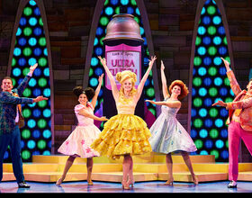 SU alum Caroline Portner makes her return to Syracuse with 'Hairspray'