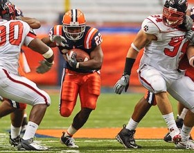 FB : Syracuse runs past Northeastern for 1st victory of season