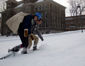 SU cancels all classes Monday due to snow for first time in 18 years