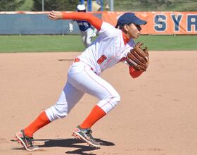 SB :  Freshmen Wambold, Thomas bring power to middle of Syracuse lineup