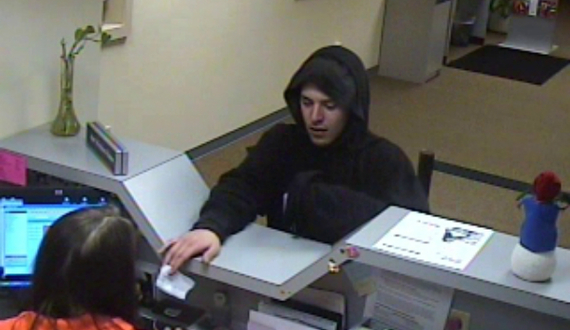 Man robs credit union near SU