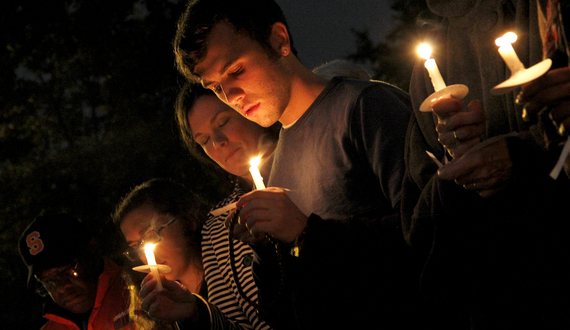 SU community honors UCC shooting victims with vigil