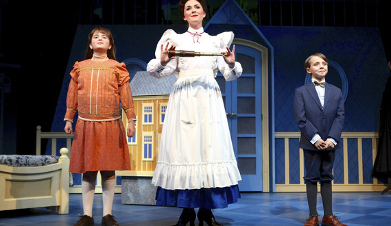 &#8216;Mary Poppins&#8217; provides heartwarming take on Syracuse Stage holiday show