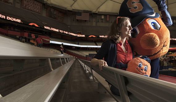 Julie Walas-Huynh: iSchool mentor marks decade of coaching Otto the Orange