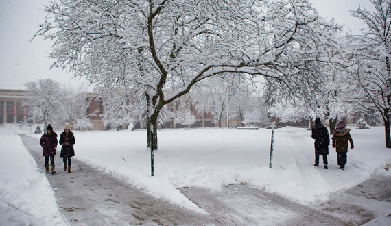 Gallery: Campus community enjoys rare snow day at Syracuse University