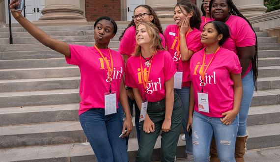 SU&#8217;s It Girls Overnight Retreat aims to encourage girls to pursue STEM fields