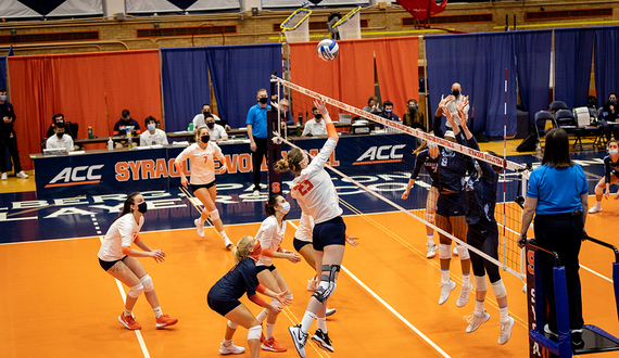 How Viktoriia Lokhmanchuk overcame a torn ACL to become SU’s kills leader