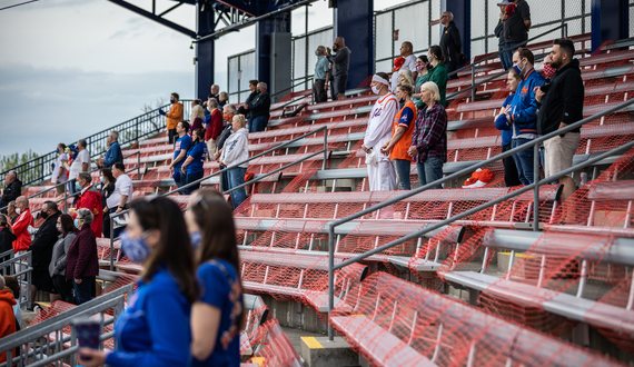 Gallery: Thousands attend Syracuse Mets opening day