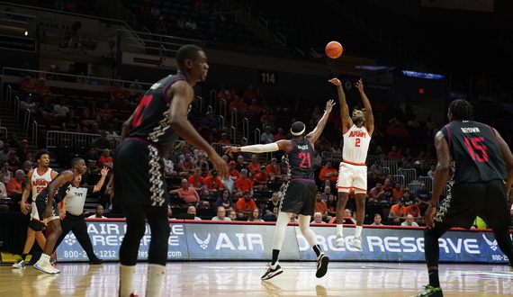 Boeheim’s Army new additions struggle to score in 1st-round win