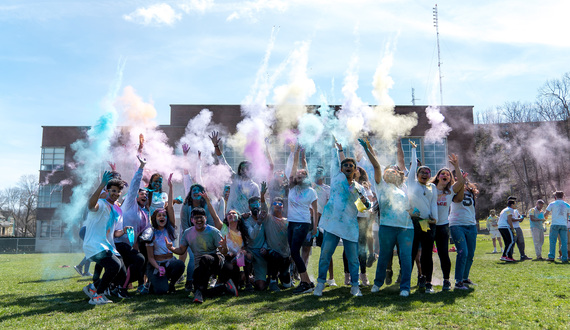 Bright powder, bright faces: Celebrating Holi at SU