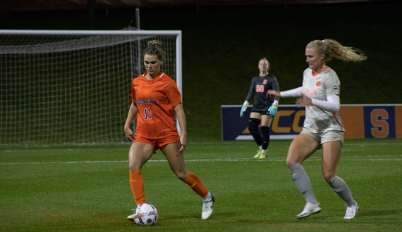 Jenna Tivnan play on both ends leads Syracuse to tie with Clemson