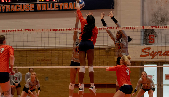 Syracuse has found success in 5 set matches with a 4-1 record so far