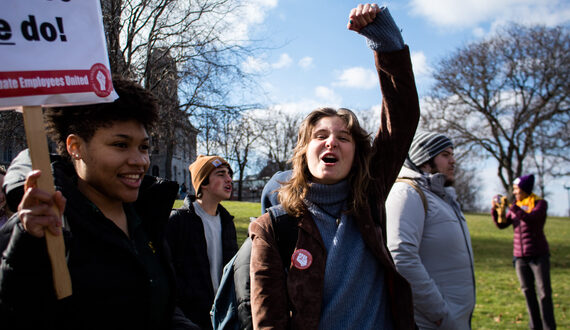 Gallery: Syracuse Graduate Employees United protest for recognition