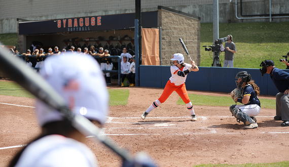 Madison Knight&#8217;s two-way prowess, SU&#8217;s power lift the Orange past Jacksonville