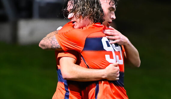 Syracuse climbs to No. 10 in United Soccer Coaches Poll