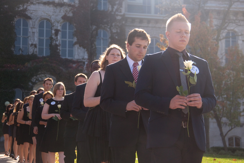 Rose Laying Ceremony honors 35 students who died in tragedy