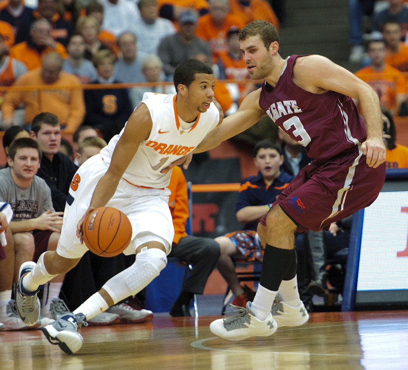 POINT OF ATTACK: Carter-Williams&#8217; 13 assists create ample scoring opportunities in Syracuse&#8217;s 87-51 rout of Colgate