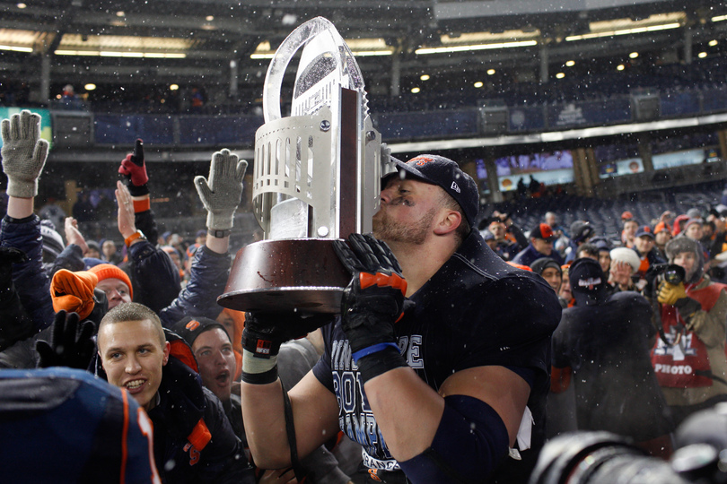 Gallery: Syracuse romps past West Virginia in snowy Pinstripe Bowl, 38-14