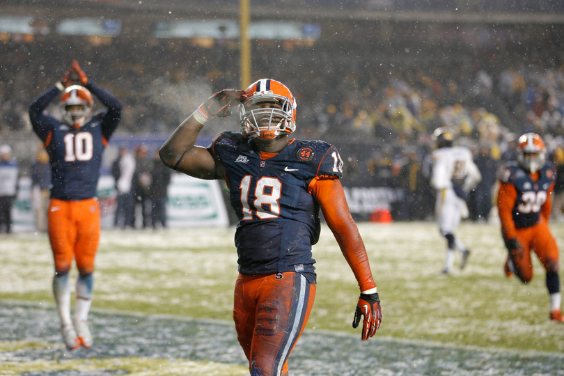 Syracuse defense responds to challenge, stifles potent West Virginia offense in Pinstripe Bowl victory