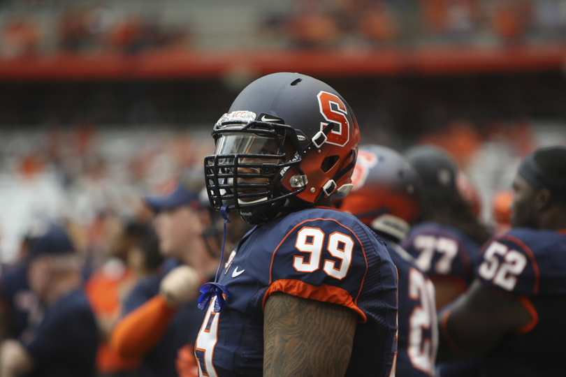 Syracuse unveils sleek new helmets in win over Tulane