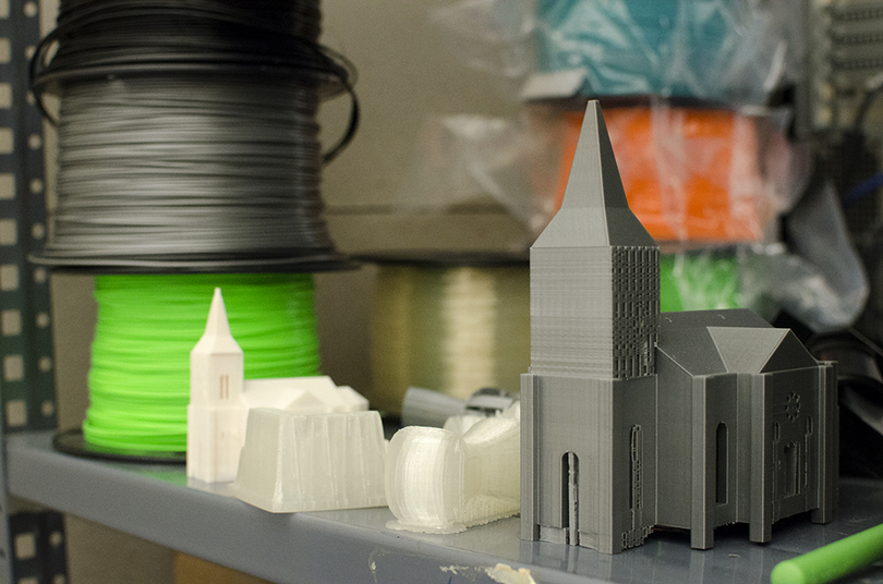 Alternate dimension: Architecture program expands learning opportunities with 3D printers