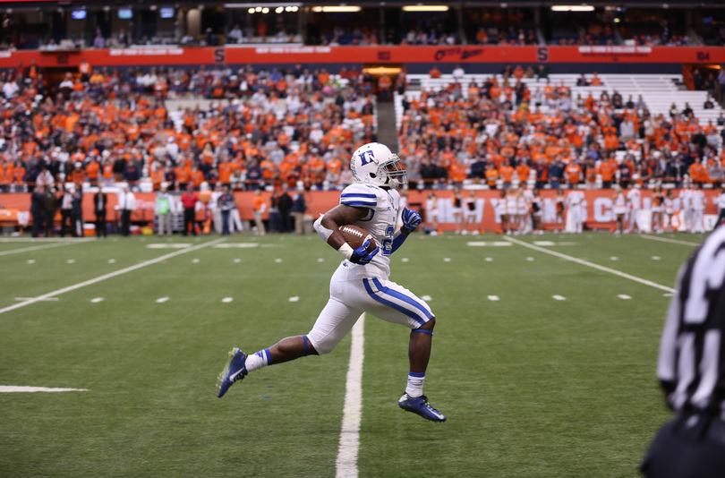 Duke runs by Syracuse with 17-point 4th quarter, eliminates Orange from bowl contention