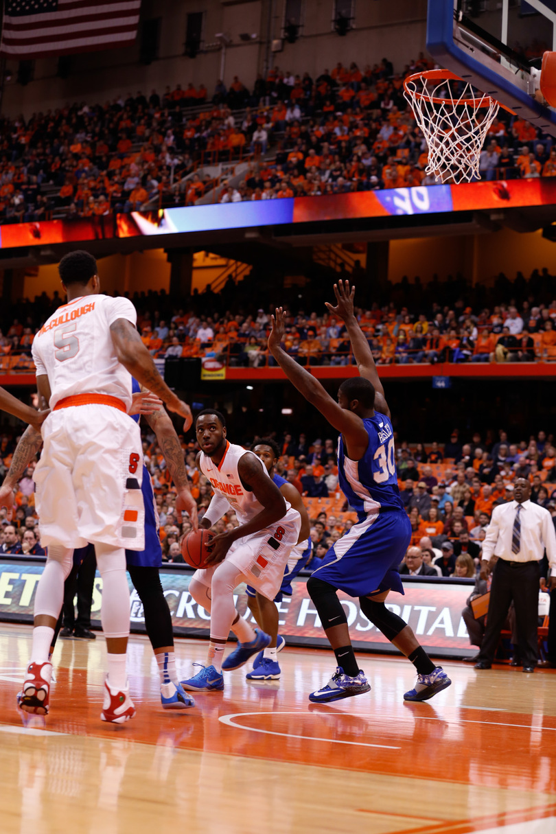 Christmas tallies double-double, struggles with foul trouble in Syracuse&#8217;s 65-47 win over Hampton