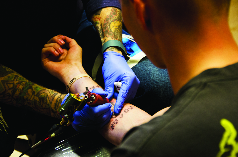 New York tattoo artists petition Cuomo&#8217;s single-use ink bill