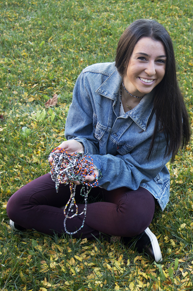 Sophomore independently runs jewelry company