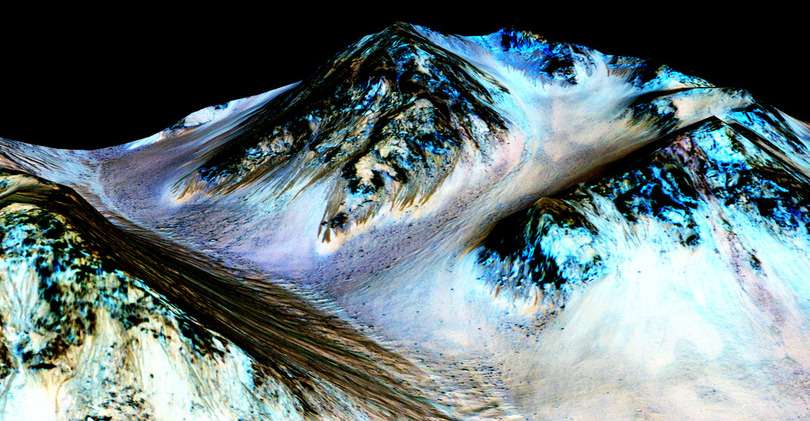 Ask the Experts: SU professors discuss process, implications of discovery of water on Mars