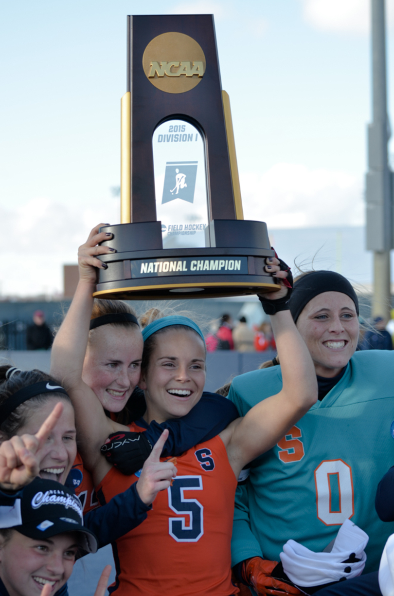 Syracuse field hockey becomes 1st women&#8217;s team in school history to win national championship