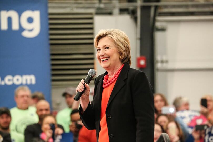 Hillary Clinton emphasizes economic, debt-free college plans on Syracuse campaign stop