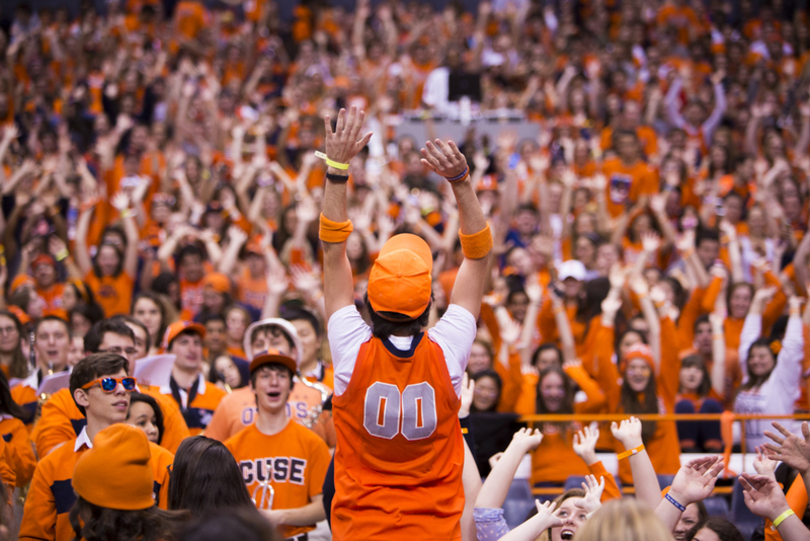 SU ranks No. 1 in &#8216;Students Pack the Stadiums,&#8217; relive past Dome madness here