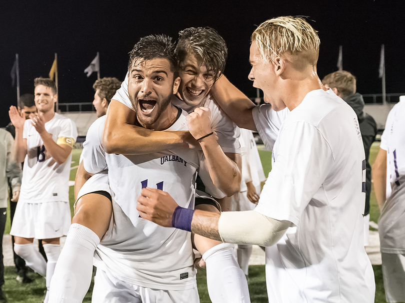 Albany upsets No. 3 Syracuse men&#8217;s soccer, 2-1