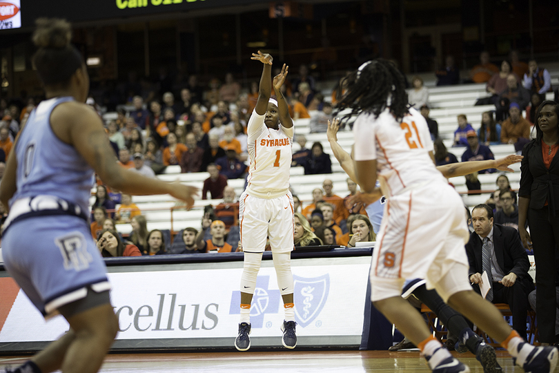 Syracuse women&#8217;s basketball slips past George Washington, 74-71, after late-game stumble