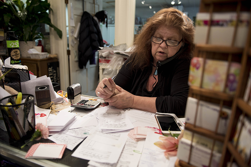 Floral shop owner watches industry change with Syracuse