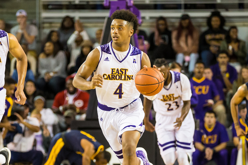 Former East Carolina guard Elijah Hughes to transfer to Syracuse