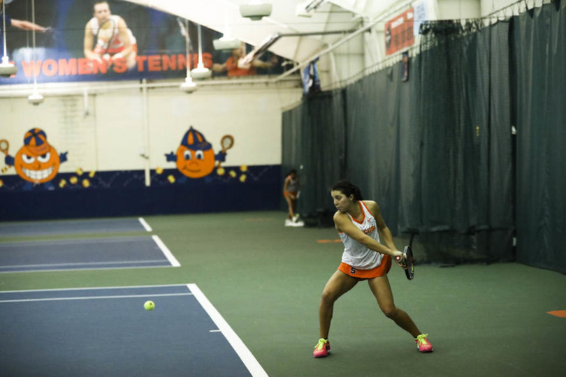 Miranda Ramirez, Gabriela Knutson enter season ranked in singles and doubles