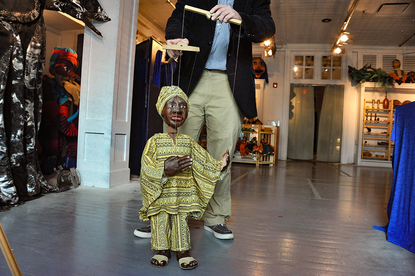 Open Hand Theater&#8217;s larger-than-life puppets, art education programs find new home in mall