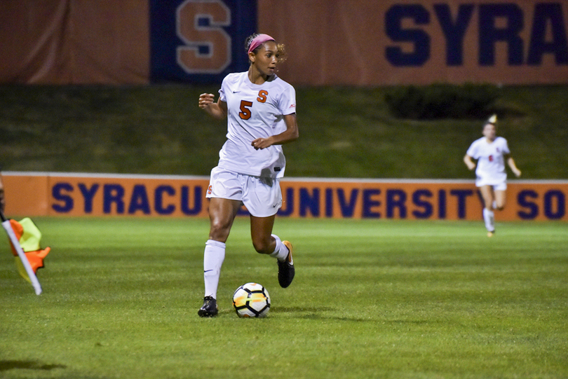 Syracuse’s defense provides offense for stagnant Orange in conference play