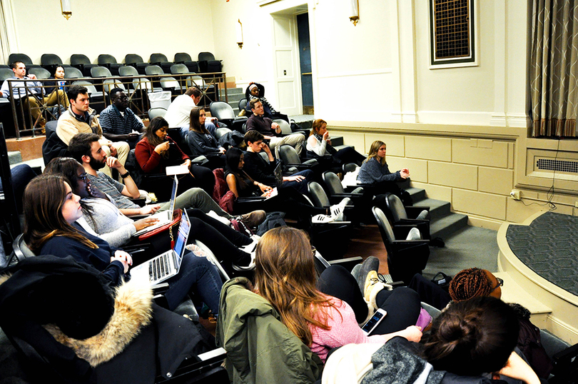 Members elected to Student Association boards, committees during 1st meeting