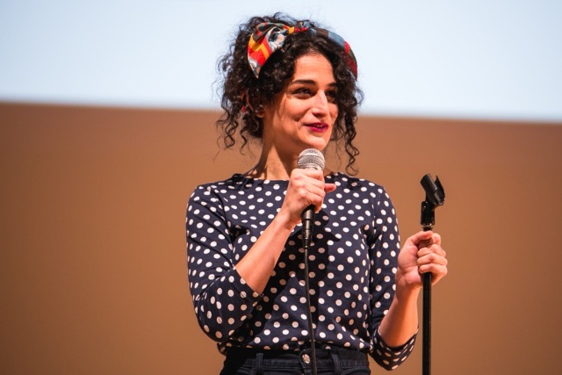 Jenny Slate and Aparna Nancherla embrace their femininity as comedians at Syracuse show